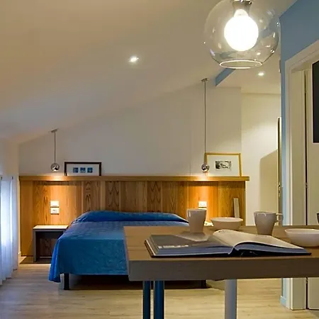 Oliva Hotel 3*