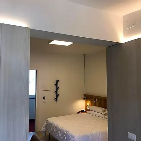 Oliva Hotel 3*